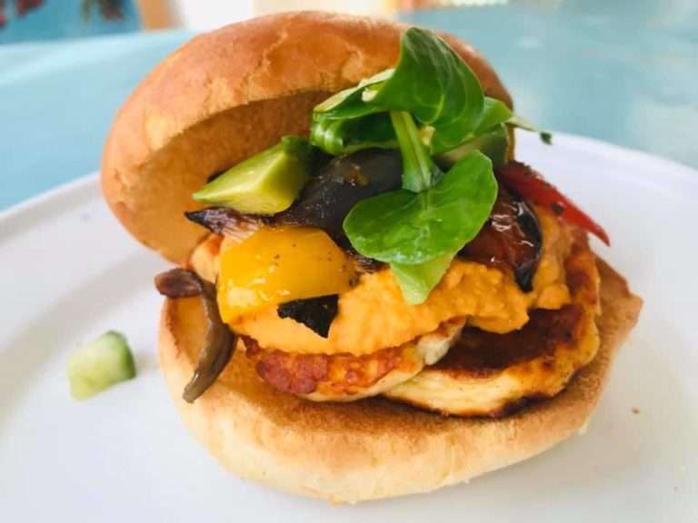 cactusKitchen-plantBased-rolls-2